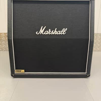 Marshall 1960A Lead 300-Watt 4x12" Angled Guitar Speaker Cabinet 1998 - Present - Black image 1