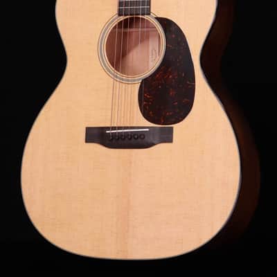 Martin 000-18 Full Gloss, Mahogany, Hardshell Case image 2