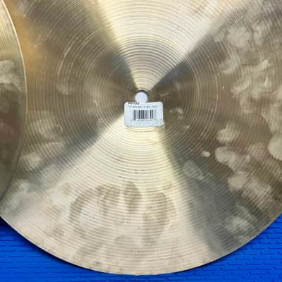 Zildjian 14" A Series New Beat Hi-Hat Cymbals (Pair) 2013 - Present - Traditional - NOS- 916 Grams Top / 1379 Grams Bottom image 10