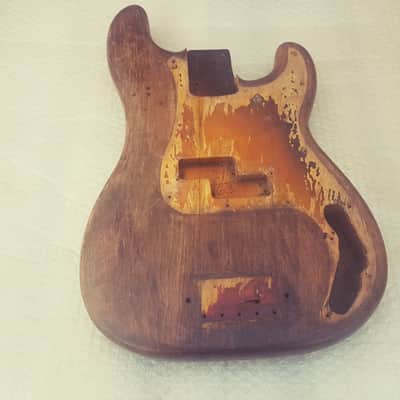 1963 FENDER PRECISION BASS BODY - made in USA image 2