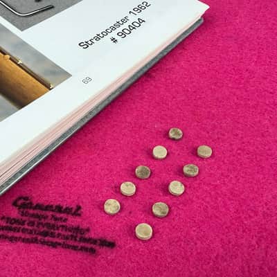 GVT Phenolic paper Aged clay Dot Inlays 1959 - 1963  ( 10 Dots 1/4" ) Pre cbs Fender ®️ Pre cbs Material. image 2