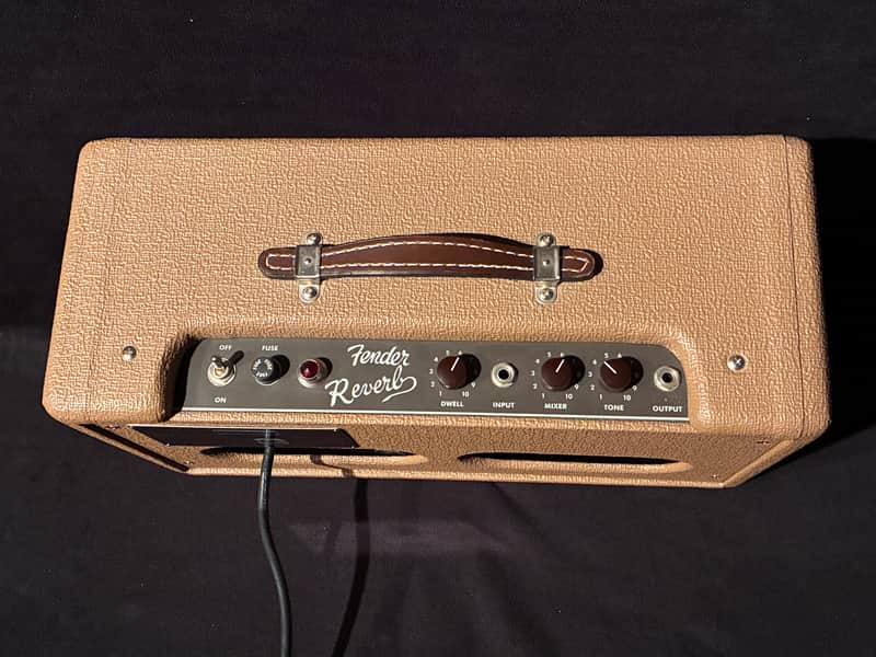 fender '63 Reverb ブラウントーレックス　リイシュー Fender '63 Reverb Unit Reissue in Brown Tolex | Reverb