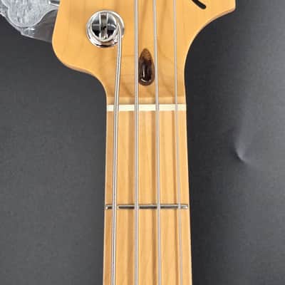 Fender 0266620571 Standard Precision Bass®, Maple Fingerboard, White Pickguard, Candy Cola image 3