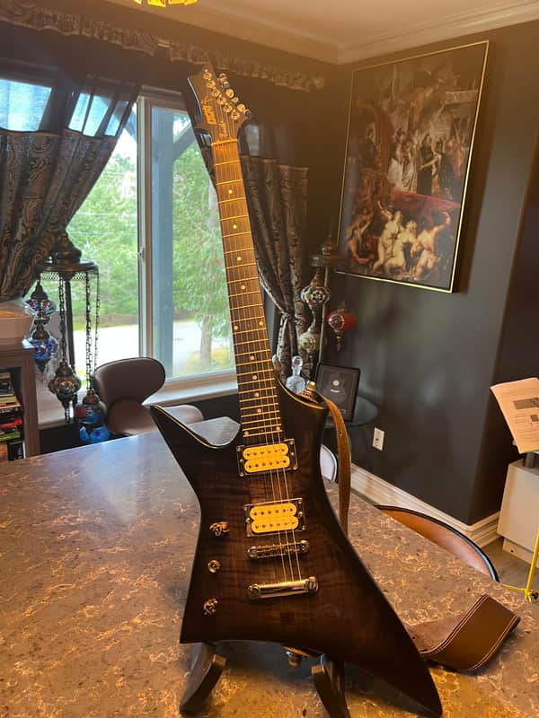 Lado Earth 2003 Trans Black AAAA Maple Body Reverb Lado Earth 2003 Trans Black AAAA Maple Body Reverb