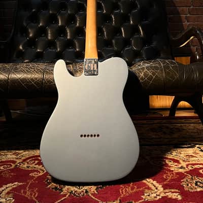 Fender Chrissie Hynde Signature Telecaster 2021 - Present - Faded Ice Blue Metallic Road Worn image 5