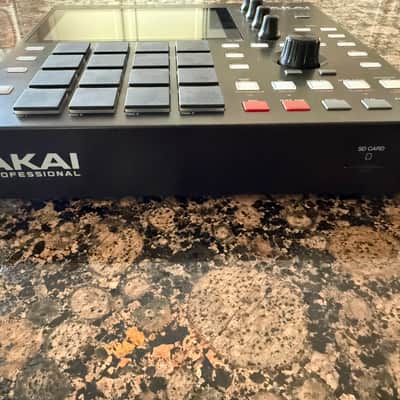 Akai MPC One Standalone MIDI Sequencer 2020 - Present - Black image 6