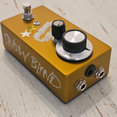 Selltronics 1 of 2 Snow Blind Special Edition Treble Booster Overdrive image 3