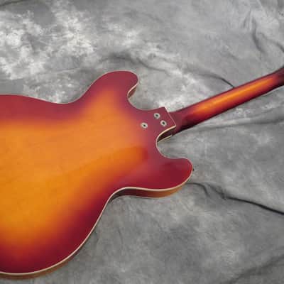 Kay Professional K650 1967 Sunburst - Vintage Valco Silvertone Guitar Husk Project image 4