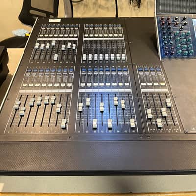 Yamaha M7CL-48 48 Channel Mixer image 3