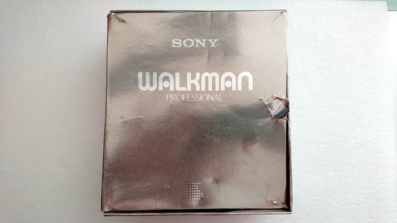 Sony WM-D6C Walkman Professional / Stereo Cassette-Corder - Perfect with the following original accessories: dedicated Sony ECM-909A Stereo Microphone & Electret Microphone Lavaliere - Perfect image 1