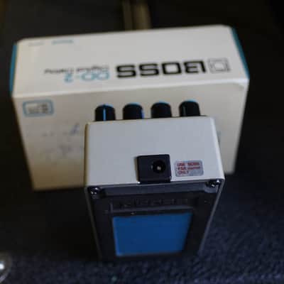 BOSS DD-2 (Blue Label) ALMOST perfect vintage Digital Delay with original box image 4