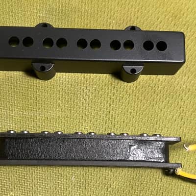 Schecter VJ1 - 5 String pickup set 2023 - Matte Black image 12