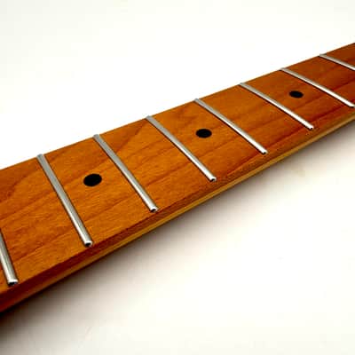 HooDoo Stratocaster Neck Roasted Maple Nitro New hsn6487 image 3