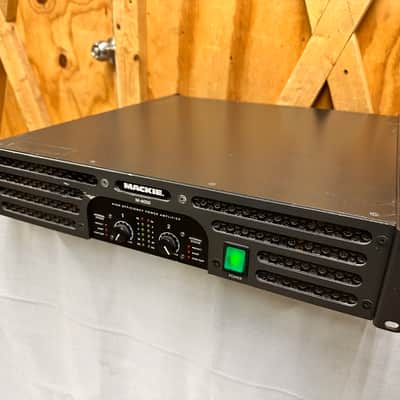 Mackie M-4000 Power Amp Amplifier - For Parts / Repair Only image 1