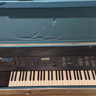 Korg DDS-1 Synthesizer - used
