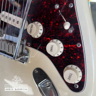 Fender American Series Stratocaster 2000 – Excellent Condition image 4