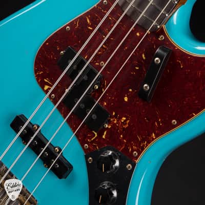 2024 - Fender Custom Shop 1964 Jazz Bass Journeyman Relic P/J - Taos Turquoise image 13