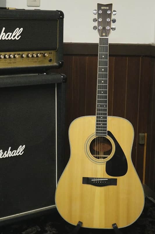 Yamaha FG-301B Jumbo Dreadnought Natural | Reverb Canada