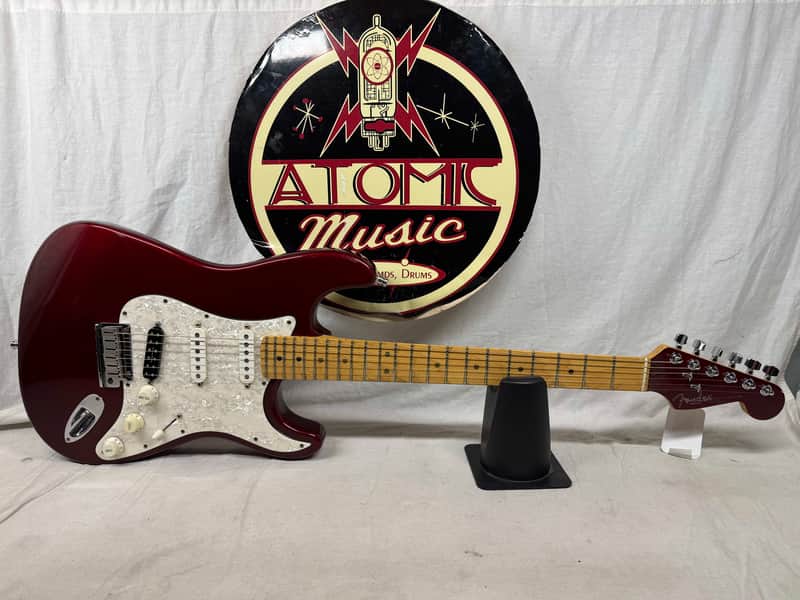 Fender American Standard Stratocaster Guitar 1995 - Candy Apple Red / Maple neck image 1