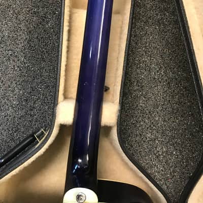Alvarez artist 5081N acoustic electric guitar hand made in Korea 2001 in excellent condition with original alvarez branded hard case Included image 14