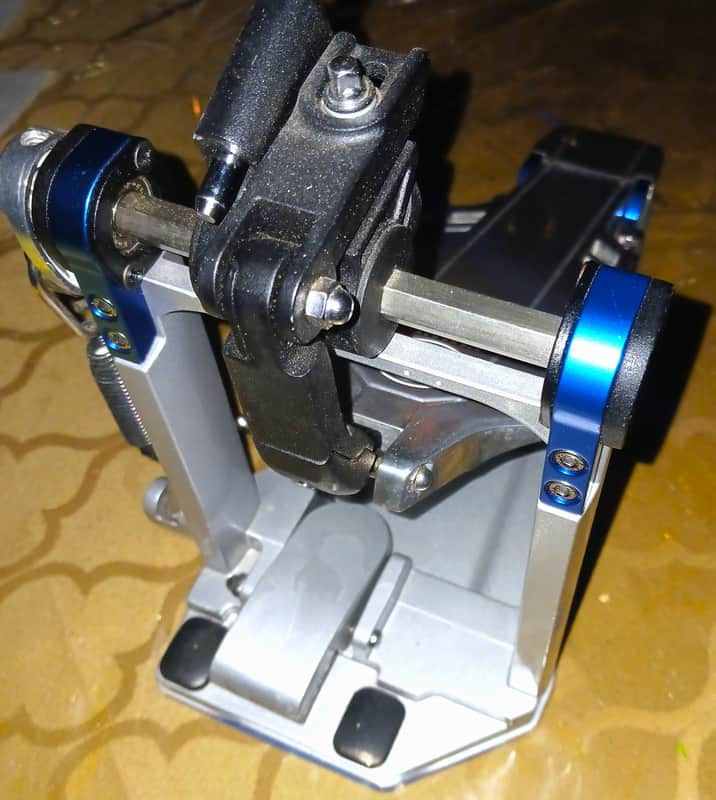 Yamaha DFP-9D Direct Drive Single Pedal 2023ish - Silver and blue image 1