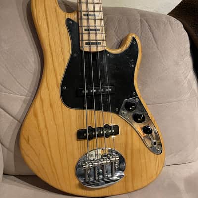 Lakland Skyline Series Daryl Jones 4 string DJ4 ? - Natural image 1