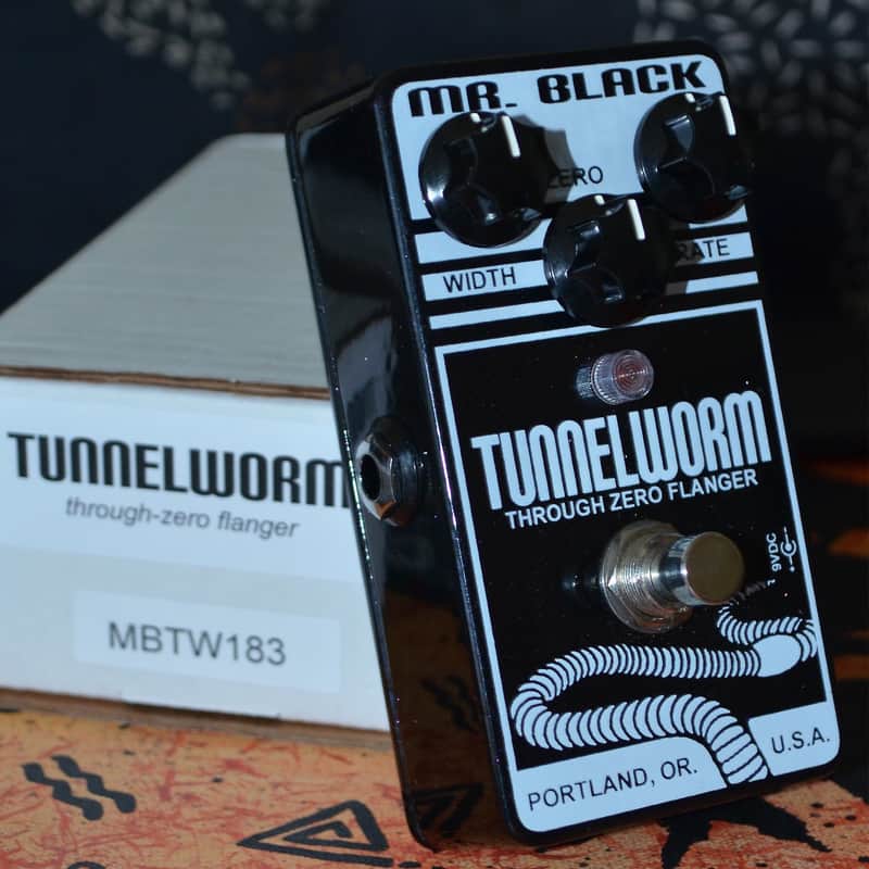 TunnelWorm Throwback Special エフェクター Mr. Black TunnelWorm