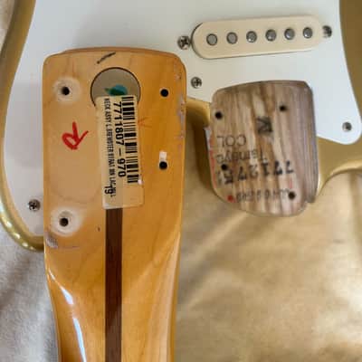 Fender Lincoln Brewster Stratocaster - Present - Aztec Gold image 7