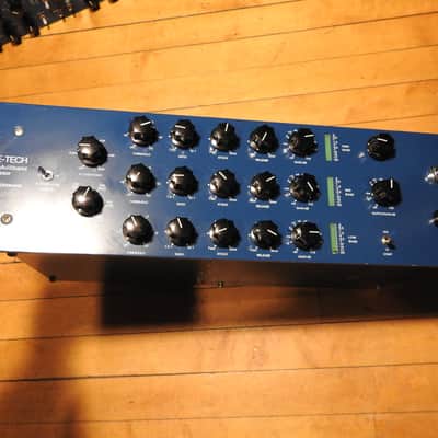Tube-Tech SMC 2A Stereo Multiband Compressor