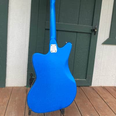 Fujigen Gakki  Blue sparkle Jazzmaster copy image 9