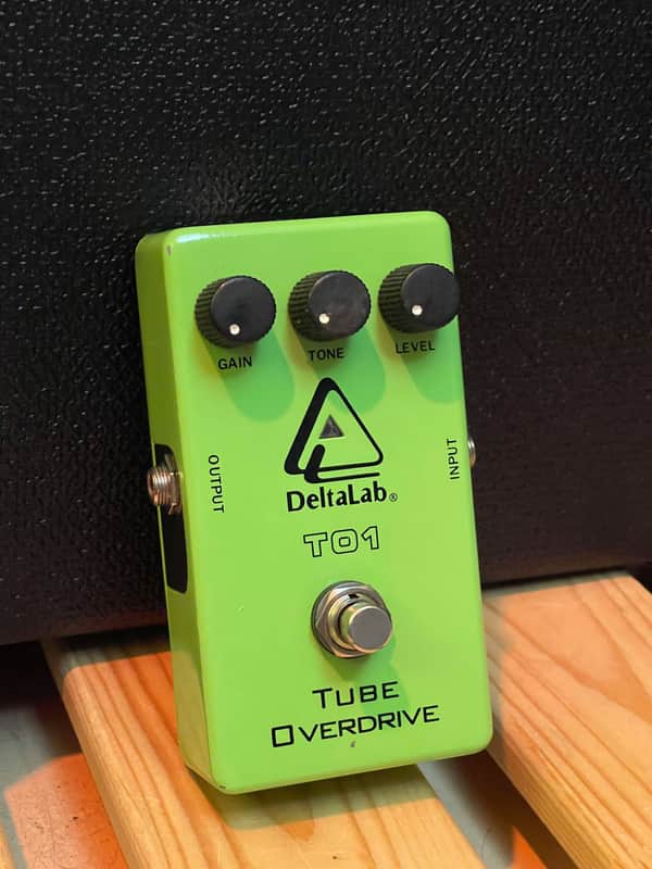 DeltaLab TO1 Tube Overdrive 2000s - Green image 1