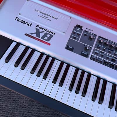 Roland Fantom X8 88-Key Workstation Keyboard – Fully Weighted, Very Clean Condition image 3