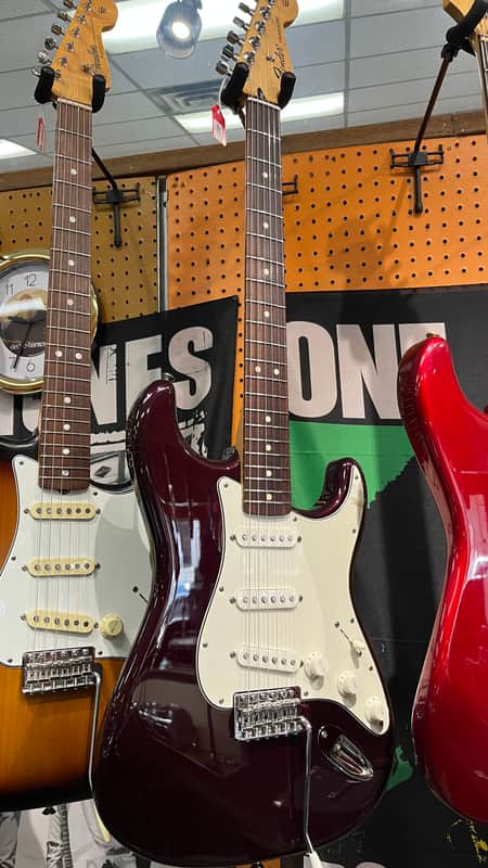 Fender Standard Stratocaster with Rosewood Fretboard