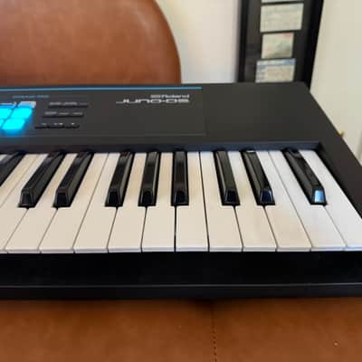 Roland Juno DS76 Synthesizer 2018 - Present - Black image 5