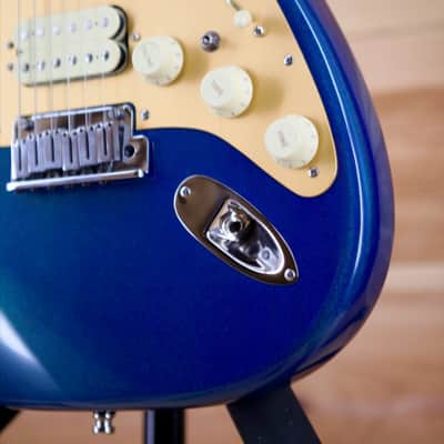 Fender American Ultra II Stratocaster HSS with Roasted Maple Fretboard 2026 - Aurora - LIMITIED RUN image 5