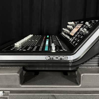 Midas M32 LIVE 40-Channel Digital MXR w. ROLLING ROADCASE image 3
