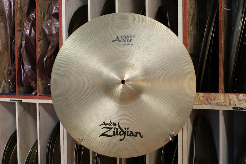 Zildjian 18" A Crash Ride 1519g image 1