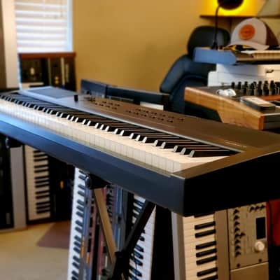 MUST SEE!!! WILLIAMS ALLEGRO III DIGITAL PIANO WITH 88-KEY WEIGHTED KEYBED IN AMAZING CONDITION! image 3