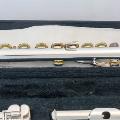 Yamaha YFL-321 Intermediate Flute *Made in Japan *Silver Headjoint *Overhauled New Pads image 12