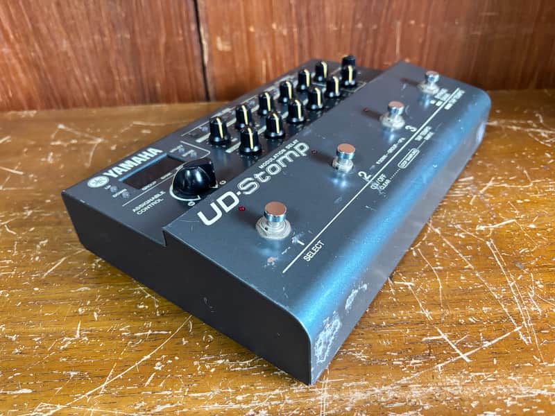 Yamaha UD Stomp MODULATION DELAY w/ power supply Allan Holdsworth