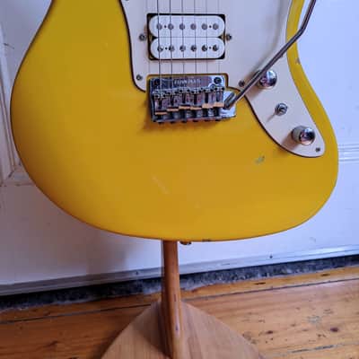 Fernandes JG-45 Jag/Jazz Style Guitar - 1999 Canary Yellow Offset! image 9