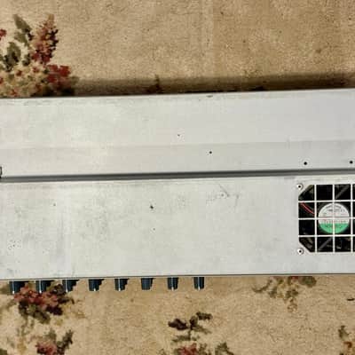 Soundcraft Gigrac 600 8-Channel 2x300-Watt Powered Mixer 2000s - Grey image 3