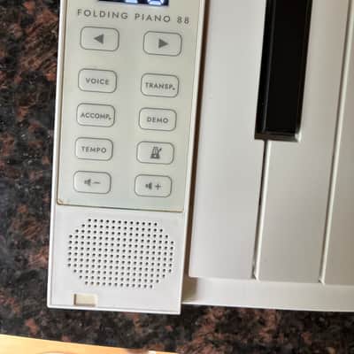 Carry-on FP88 Folding Piano 2021 - Present - White image 6