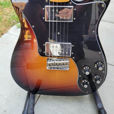 Fender Telecaster Delexe 1972 Vintera Mexican in Excellent Condition with Hardcase. image 2
