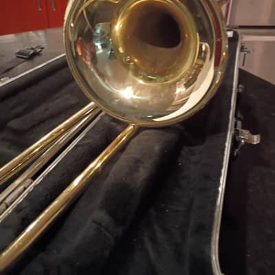 Yamaha YSL-354 Standard Trombone 2010s - Lacquered Brass image 6