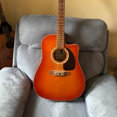 Art & Lutherie Cedar CW Cedar CW 2006 - Cherry image 1