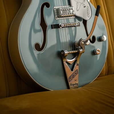 2023 Gretsch G6136T-140 140th Anniversary Double Platinum Falcon (DEMO VIDEO) image 6