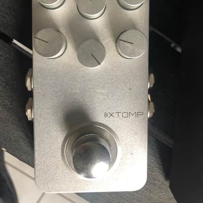 Hotone Xtomp Bluetooth Guitar Multi-Effects 2010s - Silver image 1