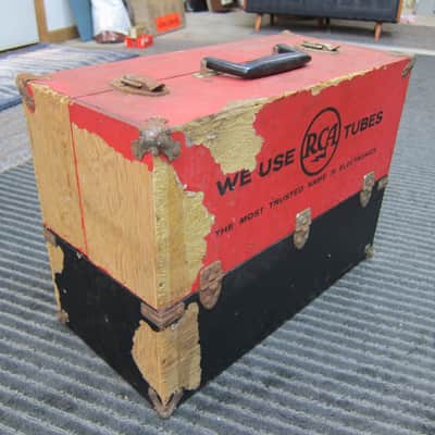 Vintage RCA Tube Caddy/Service Case Vintage 1950s, USA, Very cool, Functional, Fair Condition, Mojo 1950s Red/Black image 2