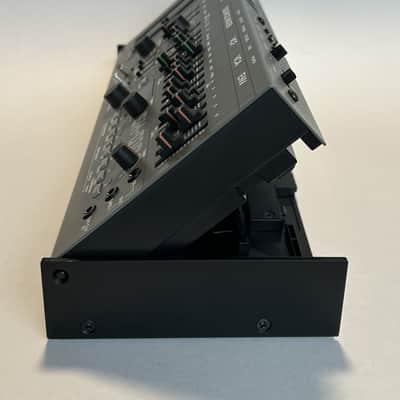 Roland SH-01A Boutique Series Module with DK-01 Dock - Gray image 2